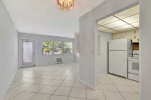 398 Sheffield Q, West Palm Beach, FL 33417 - Photo 13