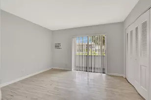 398 Sheffield Q, West Palm Beach, FL 33417 - Photo 21