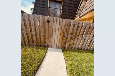 4626 Cherry Road, West Palm Beach, FL 33417 - Photo 5