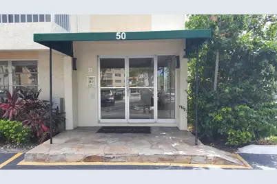 50 SW 3rd Avenue #2010, Boca Raton, FL 33432 - Photo 5