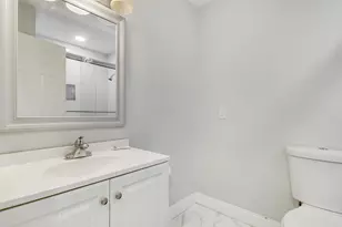 935 Orange Dr, West Palm Beach, FL 33403 - Photo 13