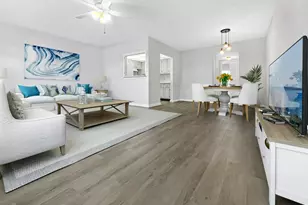 94 Northampton E, West Palm Beach, FL 33417 - Photo 1