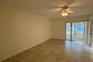 100 Stratford H, West Palm Beach, FL 33417 - Photo 15