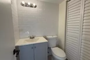 100 Stratford H, West Palm Beach, FL 33417 - Photo 19