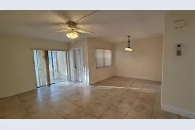 100 Stratford H, West Palm Beach, FL 33417 - Photo 9
