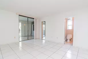 20341 NE 30th Ave, Aventura, FL 33180 - Photo 15