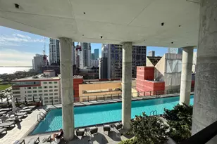 398 NE 5th St, Miami, FL 33132 - Photo 13