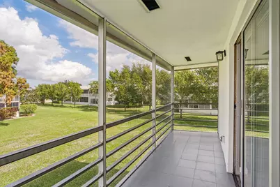 244 Camden J, West Palm Beach, FL 33417 - Photo 17