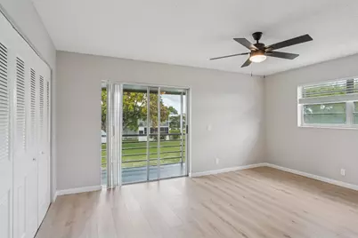 244 Camden J, West Palm Beach, FL 33417 - Photo 11