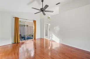 28 Governors Ct, Palm Beach Gardens, FL 33418 - Photo 21