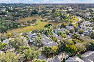 28 Governors Ct, Palm Beach Gardens, FL 33418 - Photo 27