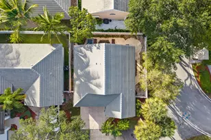 28 Governors Ct, Palm Beach Gardens, FL 33418 - Photo 15