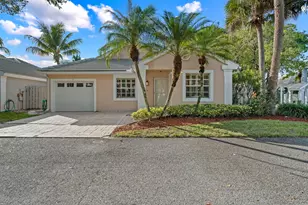 28 Governors Ct, Palm Beach Gardens, FL 33418 - Photo 31