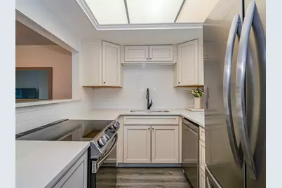 1901 Indian River Boulevard #206, Vero Beach, FL 32960 - Photo 11