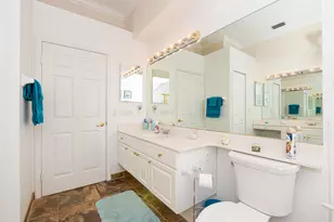 587 NW Lambrusco Dr, Port Saint Lucie, FL 34986 - Photo 17
