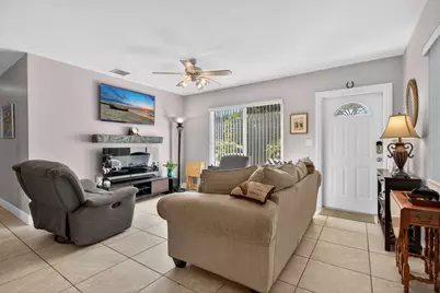 425 SW 10th Street, Pompano Beach, FL 33060 - Photo 13