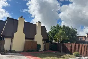 3502 Gardens E Dr, Palm Beach Gardens, FL 33410 - Photo 1