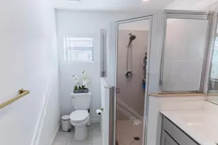 2025 Sugar Maples Dr, Riviera Beach, FL 33410 - Photo 11