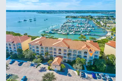 33 Harbour Isle Drive W #306, Fort Pierce, FL 34949 - Photo 5