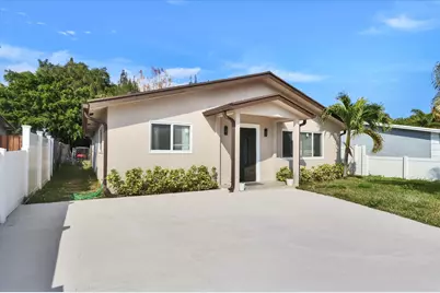 255 Glouchester Street, Highland Beach, FL 33487 - Photo 1