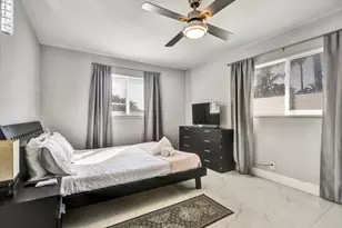 255 Glouchester St, Boca Raton, FL 33487 - Photo 17