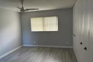 2911 Ashley Dr W, West Palm Beach, FL 33415 - Photo 25