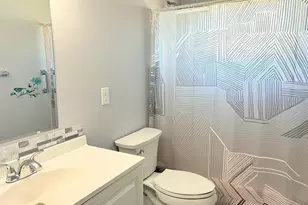 2911 Ashley Dr W, West Palm Beach, FL 33415 - Photo 11