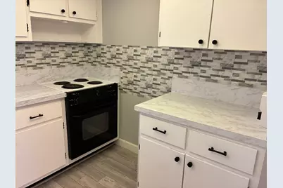 2911 Ashley Drive W #H, West Palm Beach, FL 33415 - Photo 5