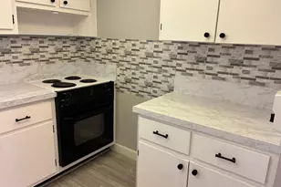 2911 Ashley Dr W, West Palm Beach, FL 33415 - Photo 5