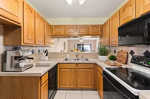 9563 W McNab Rd, Tamarac, FL 33321 - Photo 9