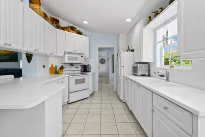 8256 SE Paurotis Lane, Hobe Sound, FL 33455 - Photo 15