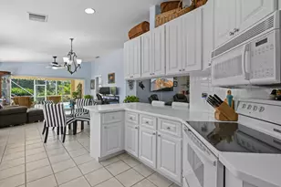 8256 SE Paurotis Ln, Hobe Sound, FL 33455 - Photo 17