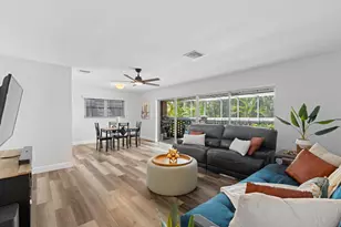 419 Pine Tree Ct, Atlantis, FL 33462 - Photo 3