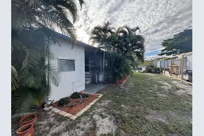 4912 NW 3rd Ave, Lot 940, Deerfield Beach, FL 33064 - Photo 35