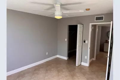 1000 Scotia Drive #302, Hypoluxo, FL 33462 - Photo 11