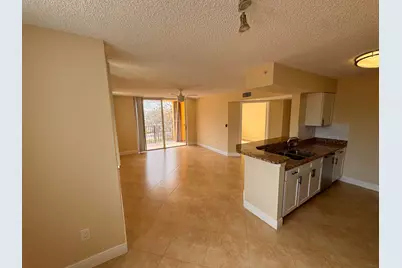 1000 Scotia Drive #302, Hypoluxo, FL 33462 - Photo 5
