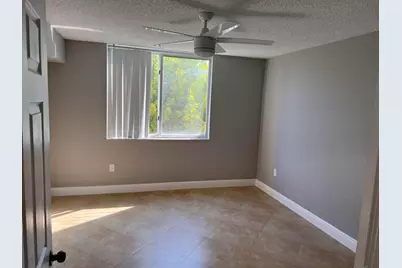 1000 Scotia Drive #302, Hypoluxo, FL 33462 - Photo 13
