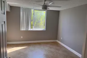 1000 Scotia Dr, Hypoluxo, FL 33462 - Photo 13