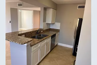 1000 Scotia Drive #302, Hypoluxo, FL 33462 - Photo 7