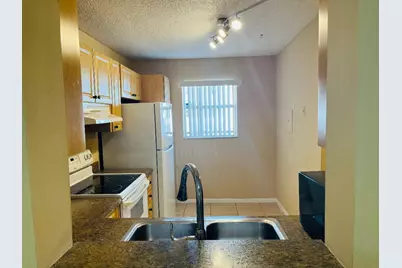 2885 SW 22nd Avenue #106, Delray Beach, FL 33445 - Photo 3