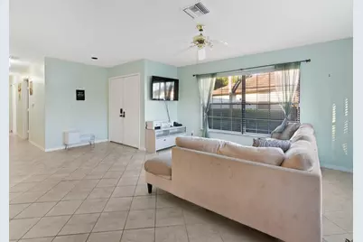 1607 Laurel Leaf Lane, Fort Pierce, FL 34950 - Photo 5