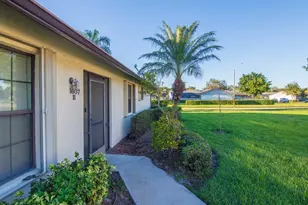 1607 Laurel Leaf Ln, Fort Pierce, FL 34950 - Photo 3