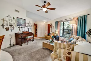 194 Parkwood Dr, Royal Palm Beach, FL 33411 - Photo 15