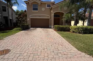 4910 SE Askew Ave, Stuart, FL 34997 - Photo 5