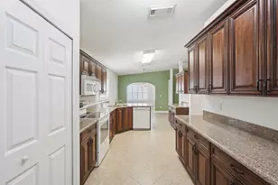 6144 Alexandria Cir, Fort Pierce, FL 34982 - Photo 11
