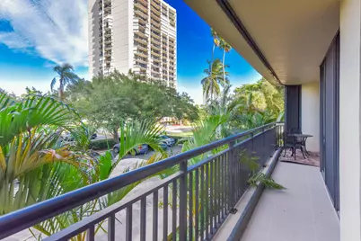2427 Presidential Way #204, West Palm Beach, FL 33401 - Photo 21