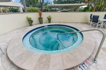2427 Presidential Way #204, West Palm Beach, FL 33401 - Photo 33