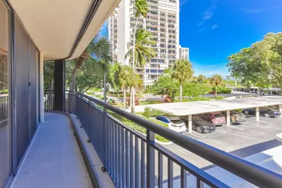 2427 Presidential Way #204, West Palm Beach, FL 33401 - Photo 27