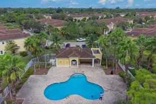815 Pipers Cay Dr, West Palm Beach, FL 33415 - Photo 23