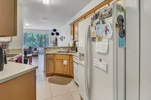 815 Pipers Cay Dr, West Palm Beach, FL 33415 - Photo 5